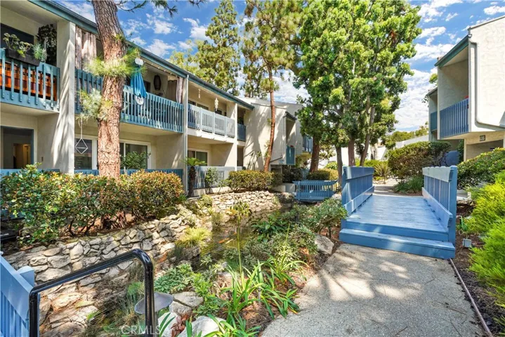824 Camino Real 104, Redondo Beach, California 90277