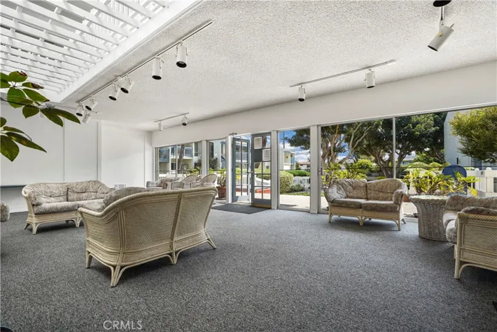824 Camino Real 104, Redondo Beach, California 90277