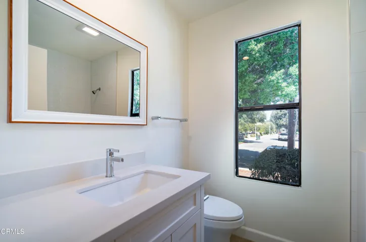 121 Wilson Ave Unit 101 Full Resolution-