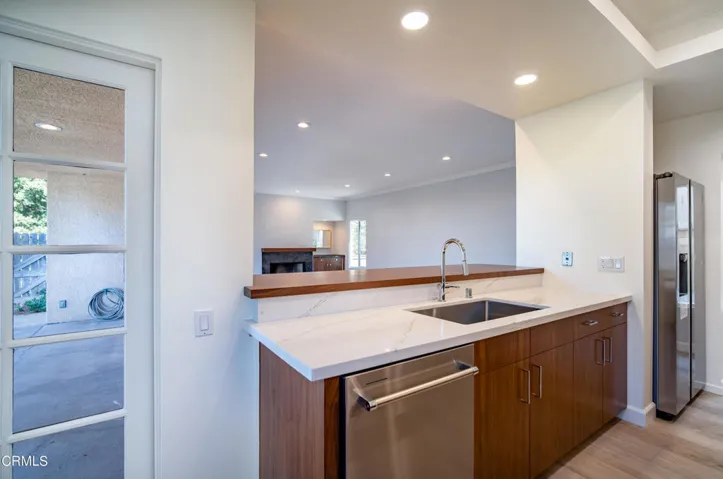 121 Wilson Ave Unit 101 Full Resolution-