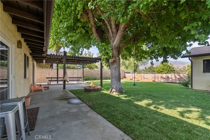 25115 Wheeler Road, Newhall, California 91321