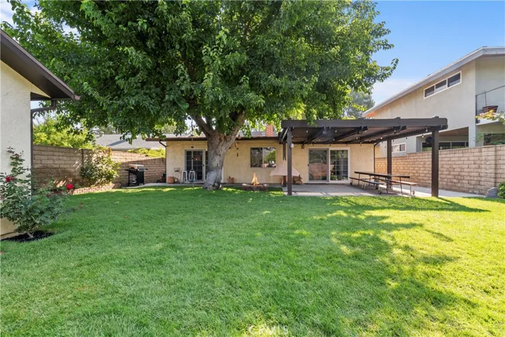 25115 Wheeler Road, Newhall, California 91321