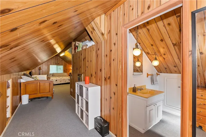 644 San Bernardino Avenue, Big Bear, California 92386