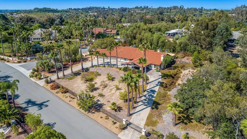 17544 Avenida Peregrina, Rancho Santa Fe, California 92067