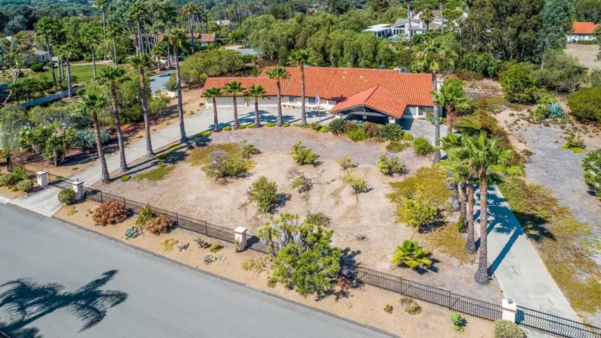 17544 Avenida Peregrina, Rancho Santa Fe, California 92067