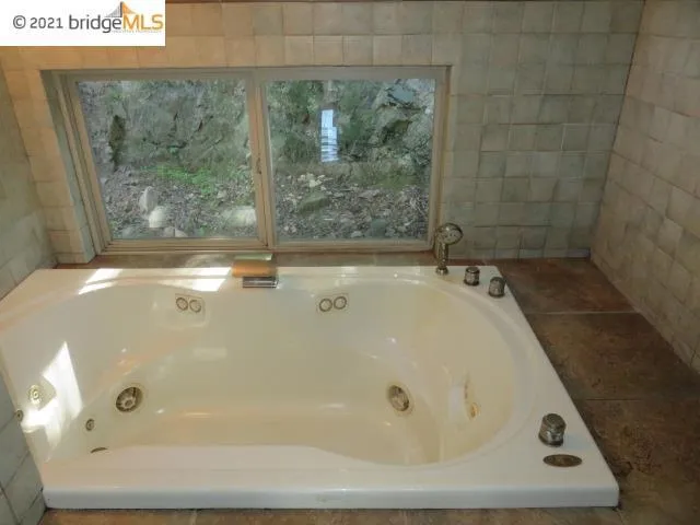 118 Tamalpais Rd, Fairfax, California 94930
