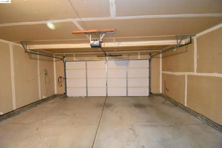 19225 Lakeridge Rd, Castro Valley, California 94546