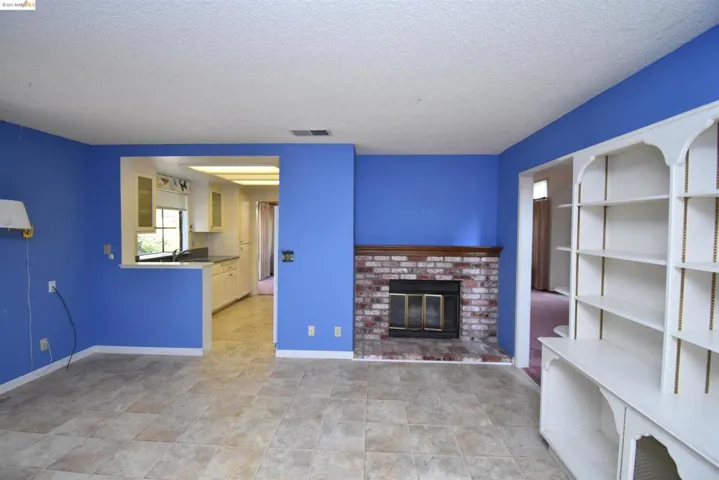 19225 Lakeridge Rd, Castro Valley, California 94546