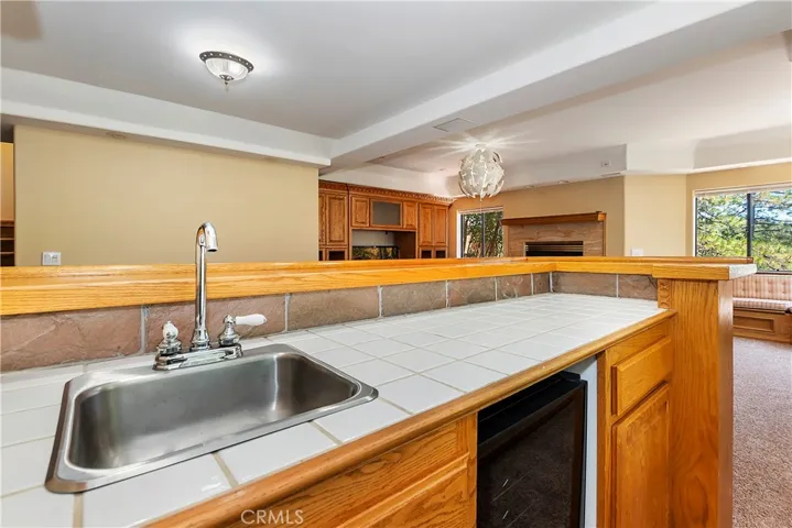 26570 Yolo Way, Lake Arrowhead, California 92352