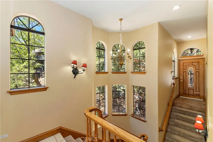 26570 Yolo Way, Lake Arrowhead, California 92352