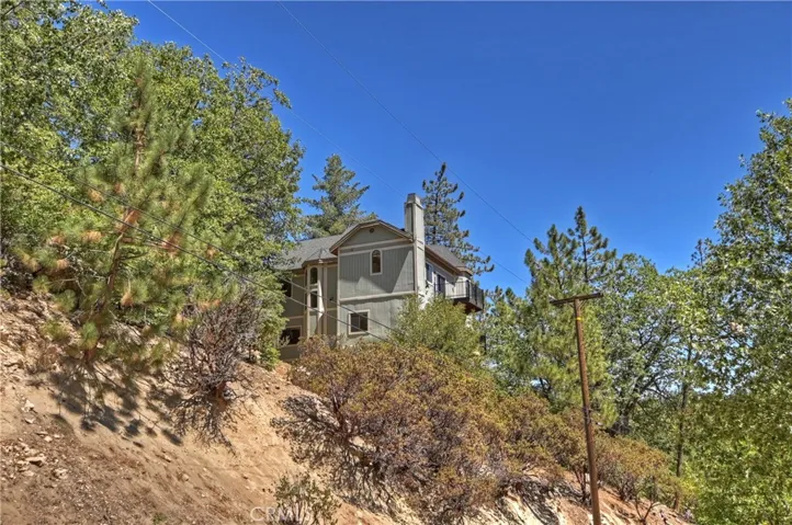 26570 Yolo Way, Lake Arrowhead, California 92352