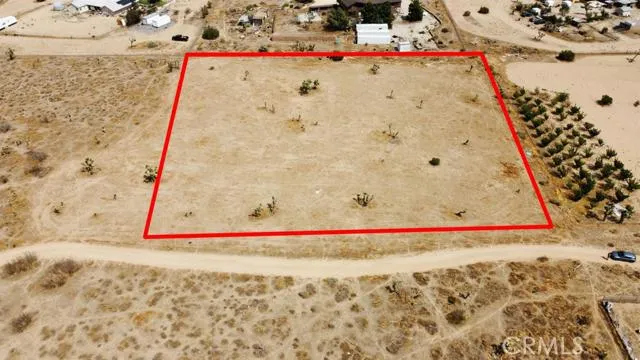 10955 Schlitz Road, Phelan, California 92371