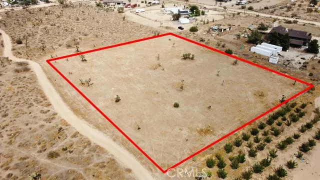 10955 Schlitz Road, Phelan, California 92371