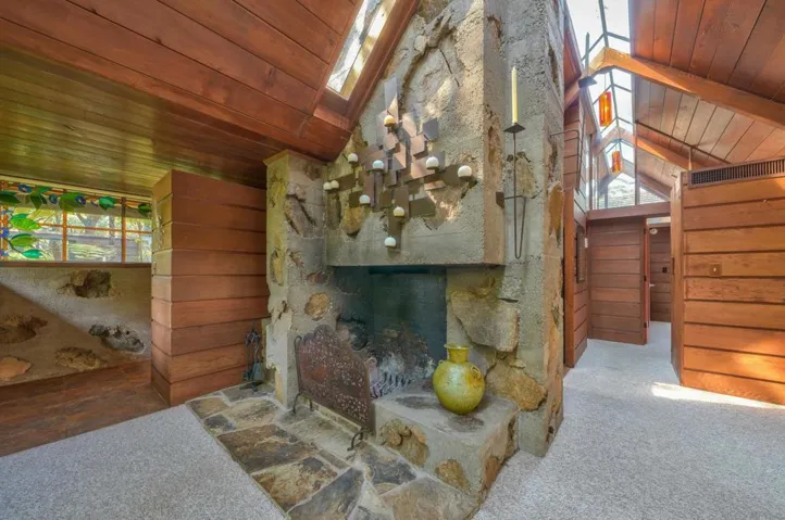 25987 Mission Street, Carmel, California 93923