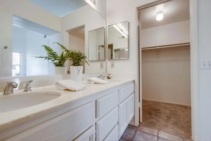 8652 Rideabout Lane, San Diego, California 92129