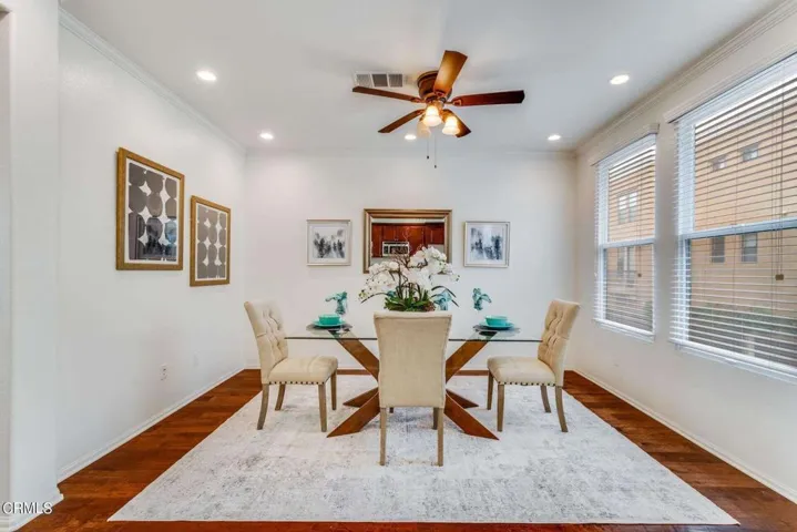 Formal Dining