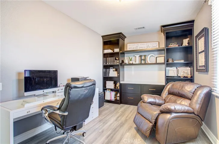 308 Siratt Drive, Santa Maria, California 93454