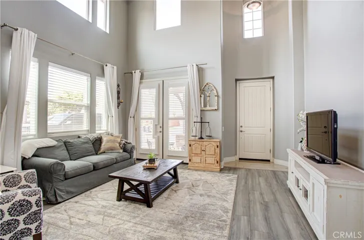 308 Siratt Drive, Santa Maria, California 93454