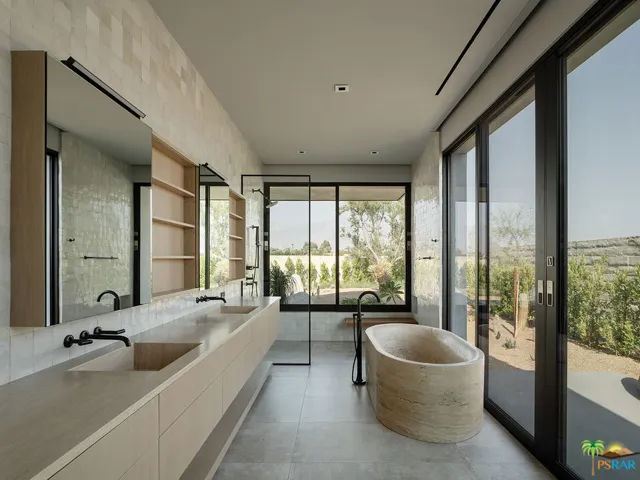 5 Echo Lane, Rancho Mirage, California 92270