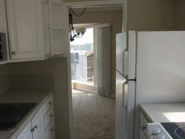 131 Darby Place 4, San Bruno, California 94066