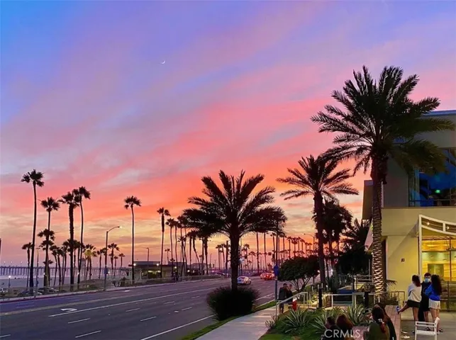 21382 Lemontree Lane, Huntington Beach, California 92646
