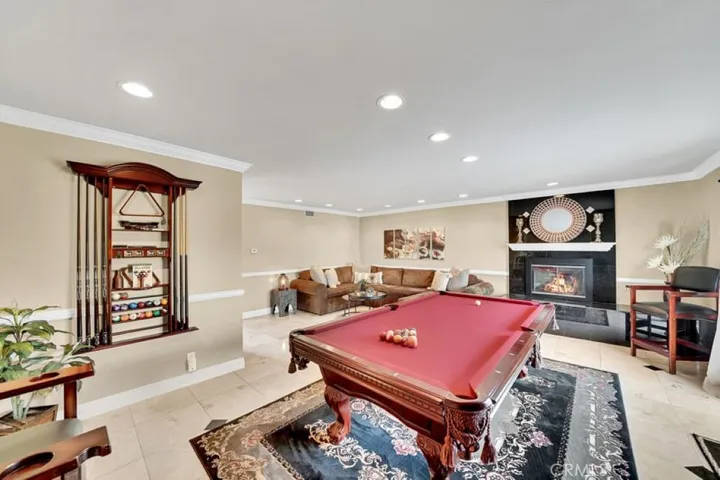 21382 Lemontree Lane, Huntington Beach, California 92646