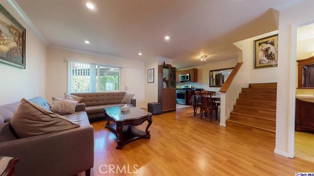 809 E Acacia Ave Avenue D, Glendale, California 91205