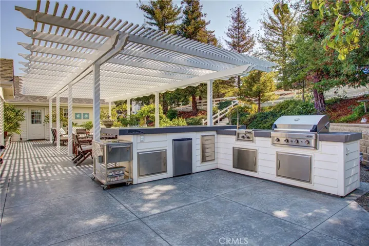 230 Canyon Way, Arroyo Grande, California 93420