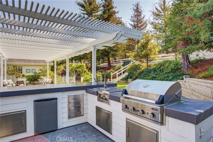 230 Canyon Way, Arroyo Grande, California 93420
