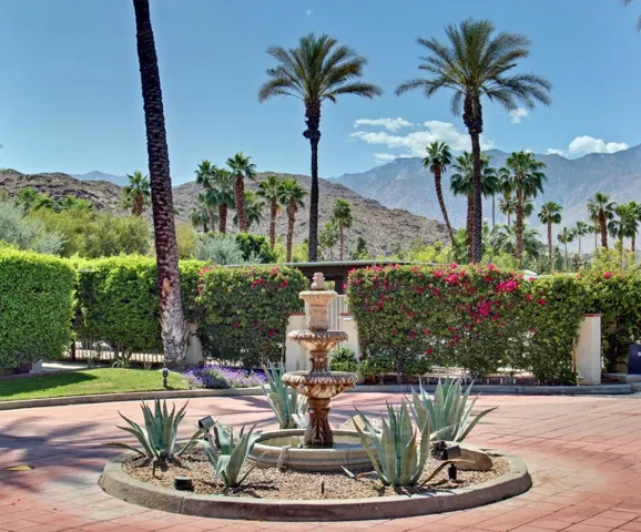 LC - fountain