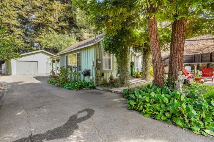 5177 Freedom Boulevard, Aptos, California 95003