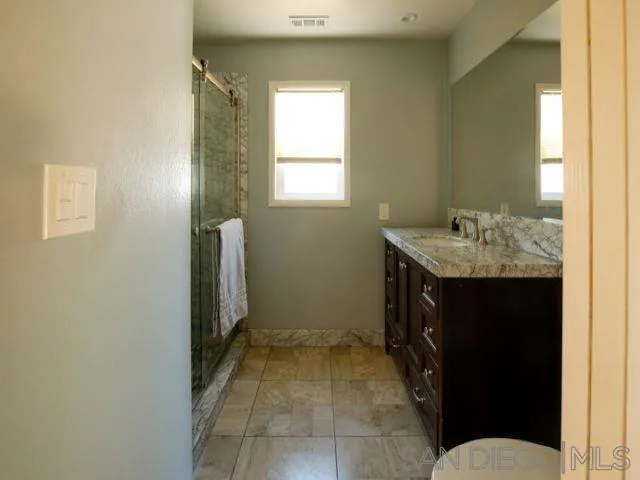 560 Irwin Lane, Santa Rosa, California 95401