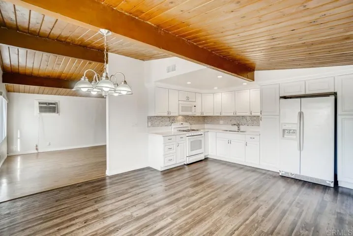 9848 St. George, Spring Valley, California 91977