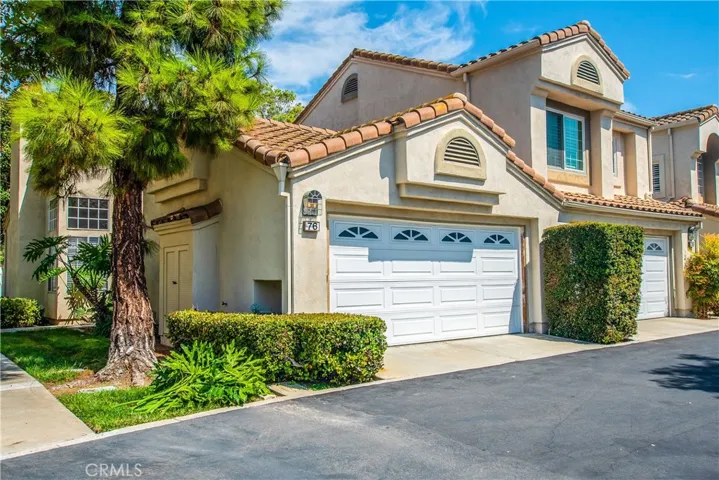 76 Agostino, Irvine, California 92614