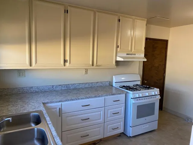 1067 Harcourt Avenue, Outside Area (inside Ca), California 93955