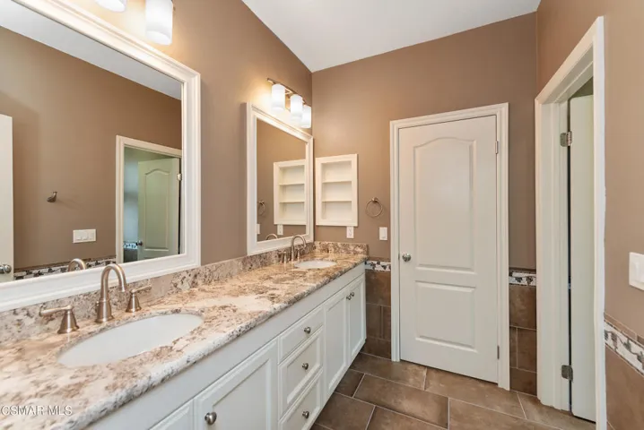 13210 Shadow Wood Pl Moorpark-33