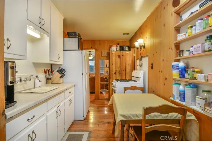 25090 Boa Drive, Crestline, California 92325