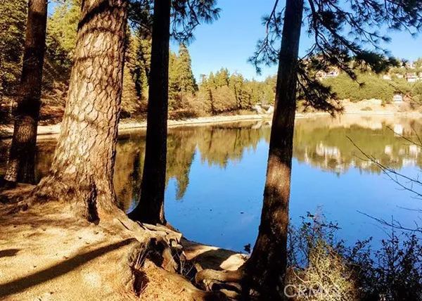 25090 Boa Drive, Crestline, California 92325