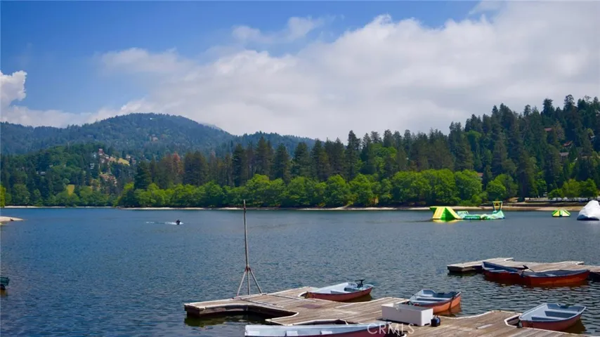 25090 Boa Drive, Crestline, California 92325