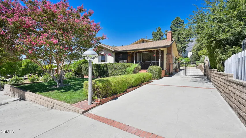 2521 Laughlin 1