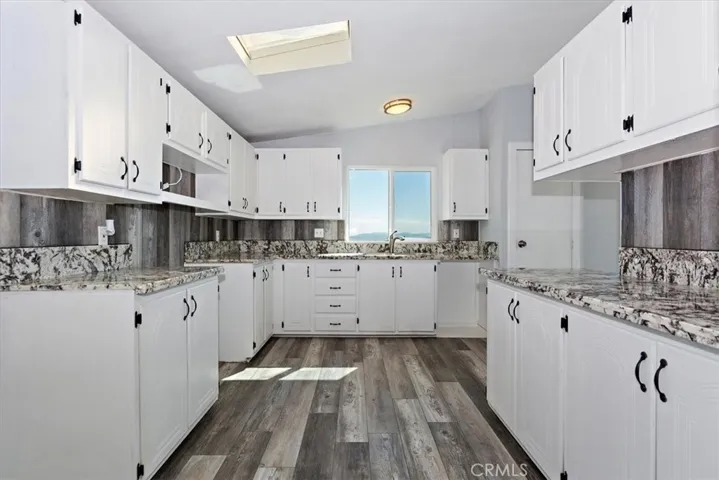 1320 Hollister Road, Pinon Hills, California 92372