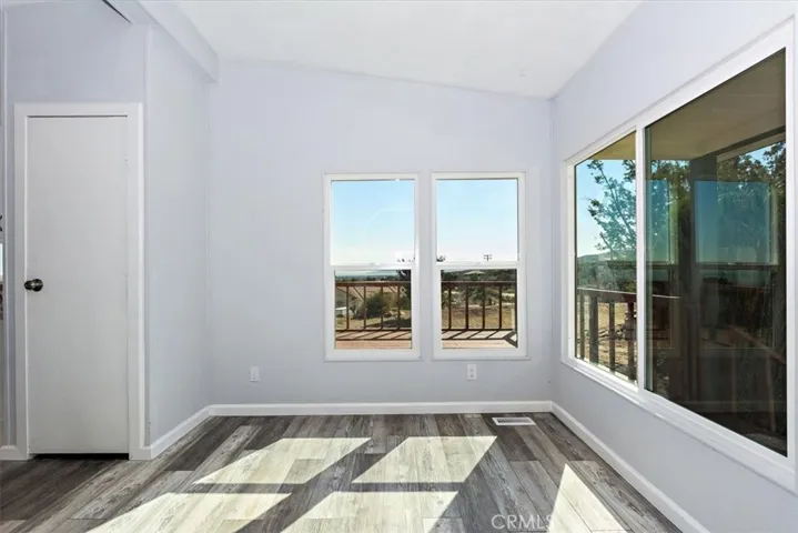 1320 Hollister Road, Pinon Hills, California 92372
