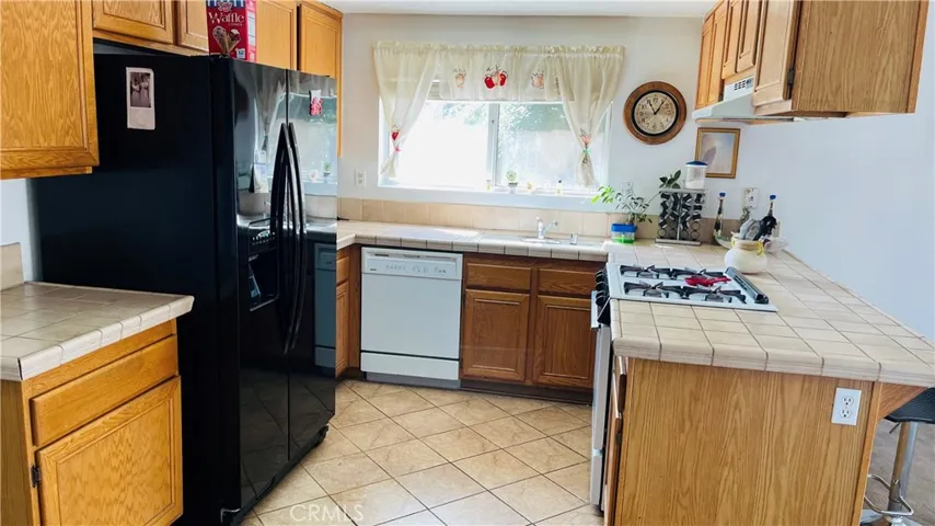12336 Goldstone Circle, Victorville, California 92392
