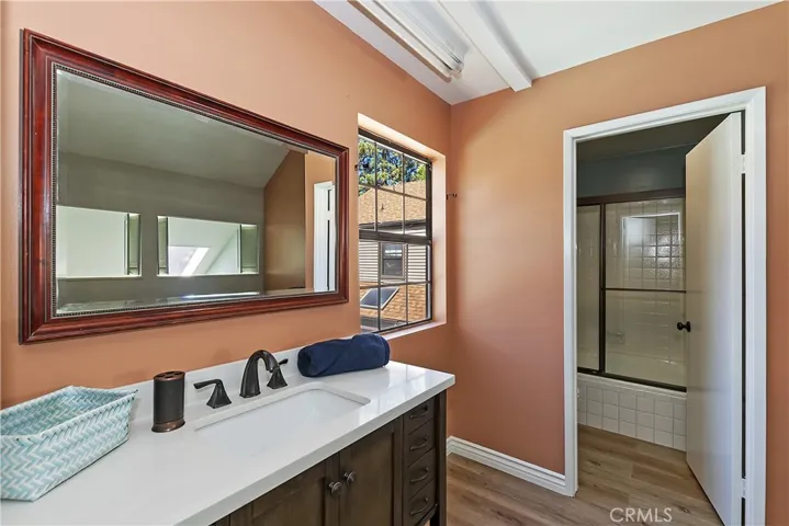 208 Village Bay 1, Lake Arrowhead, California 92352
