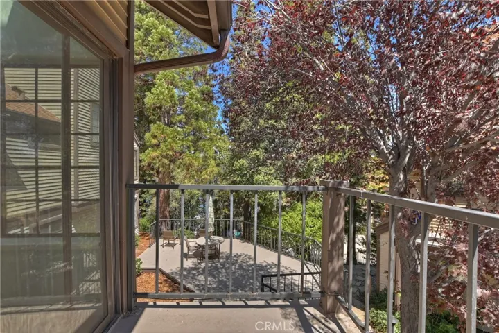 208 Village Bay 1, Lake Arrowhead, California 92352