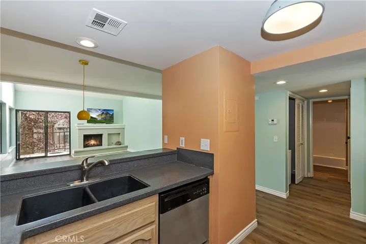 208 Village Bay 1, Lake Arrowhead, California 92352