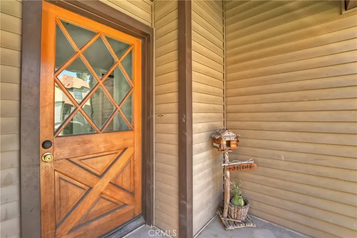 208 Village Bay 1, Lake Arrowhead, California 92352