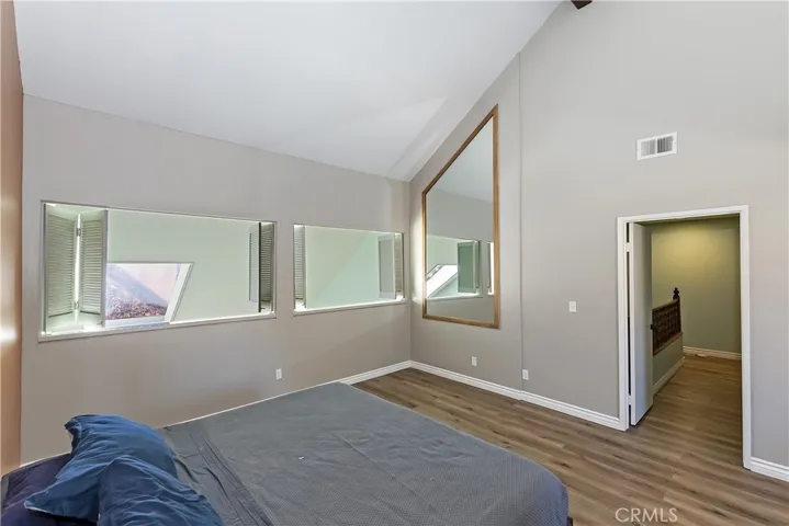 208 Village Bay 1, Lake Arrowhead, California 92352