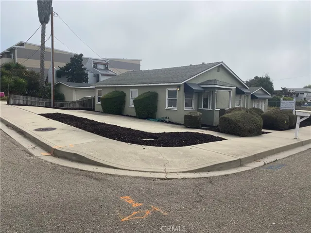 192 N 11th Street, Grover Beach, California 93433