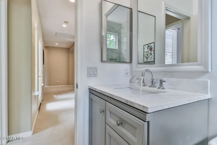 jHall Bath3